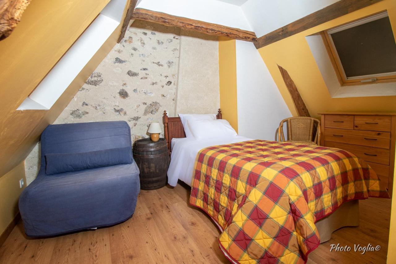 Logis Auberge Le Colombien - Hotel Et Restaurant Villandry Eksteriør billede