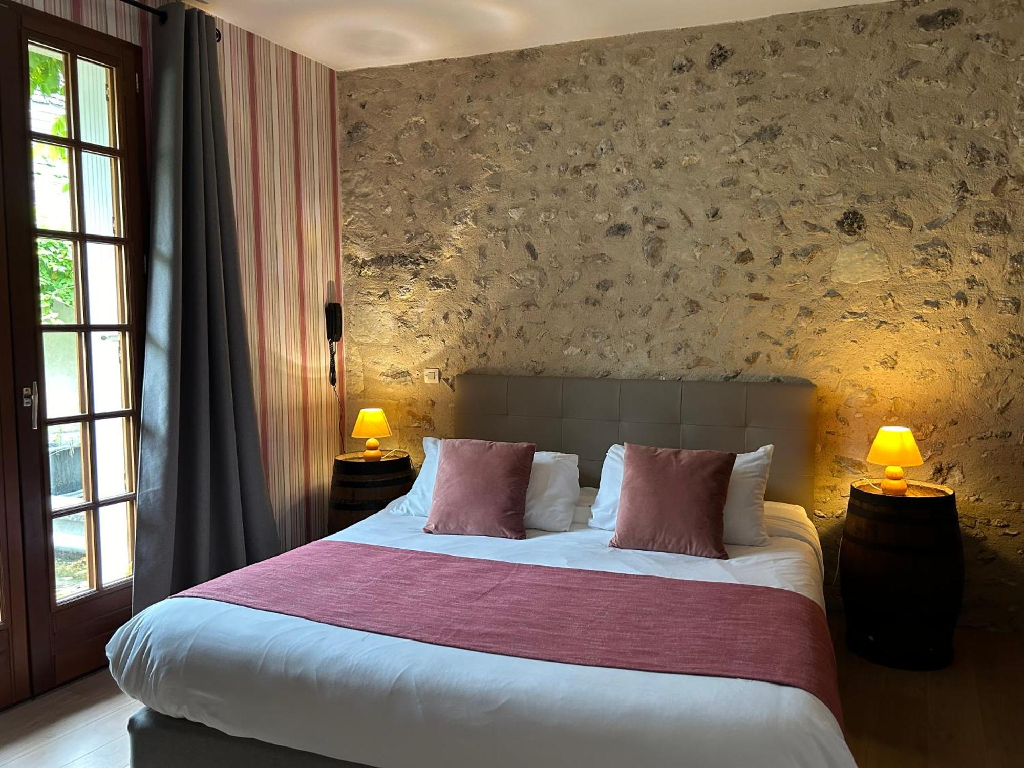 Logis Auberge Le Colombien - Hotel Et Restaurant Villandry Eksteriør billede